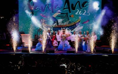 Corona Alcalde JM Unánue a la Doncella del Mar de las fiestas de Santa Ana 2023