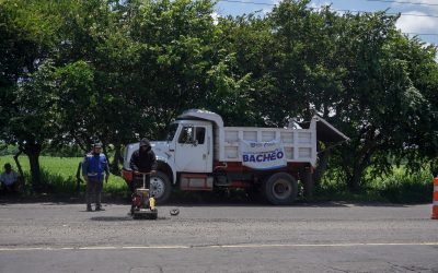 Atiende Ayuntamiento de Boca del Río con bacheo el tramo Veracruz-Tejar