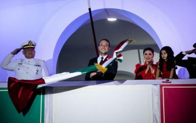 Conmemora Alcalde JM Unánue los 213 años del Grito de la Independencia de México