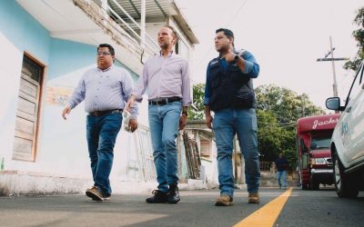 Entrega Alcalde JM Unánue tres calles pavimentadas en la colonia Río Jamapa