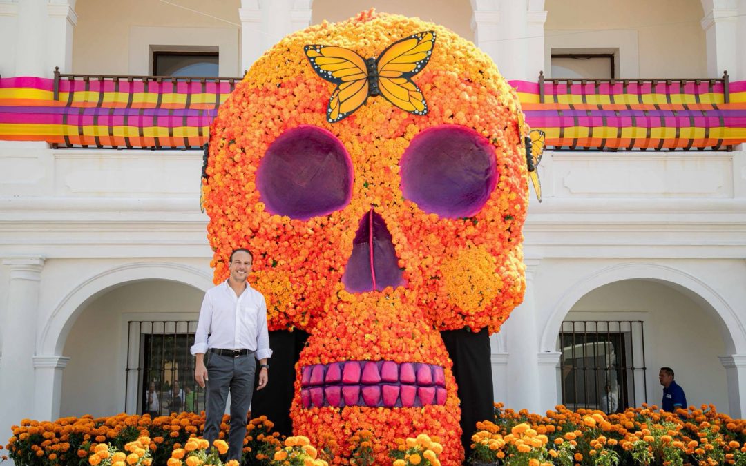 Inaugura Alcalde Juan Manuel Unánue muestra de altares en el marco del Día de Muertos