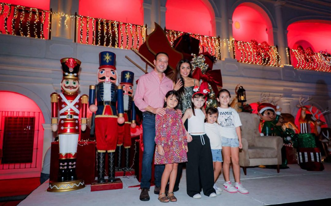 Alcalde JM Unánue enciende el Árbol de Navidad en el “corazón” de Boca