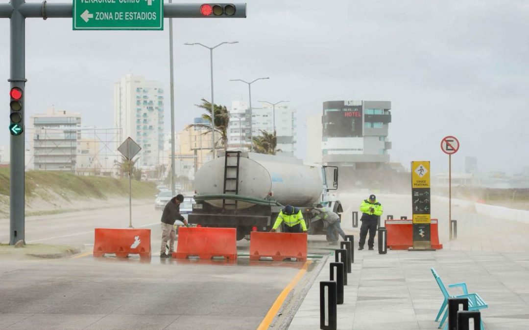 Fuerzas de Tarea de Boca del Río atendieron 52 reportes derivados del Frente Frío 24: Alcalde JM Unánue