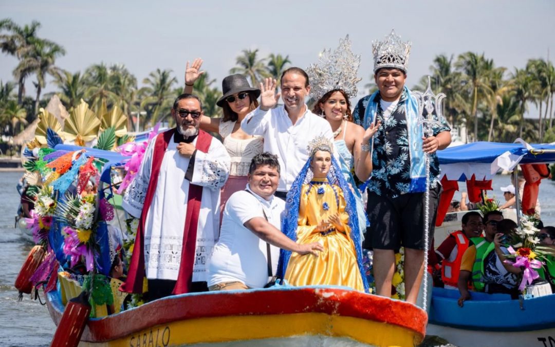 Encabeza Alcalde JM Unánue el paseo acuático y ofrenda floral a Nuestra Señora de Santa Ana