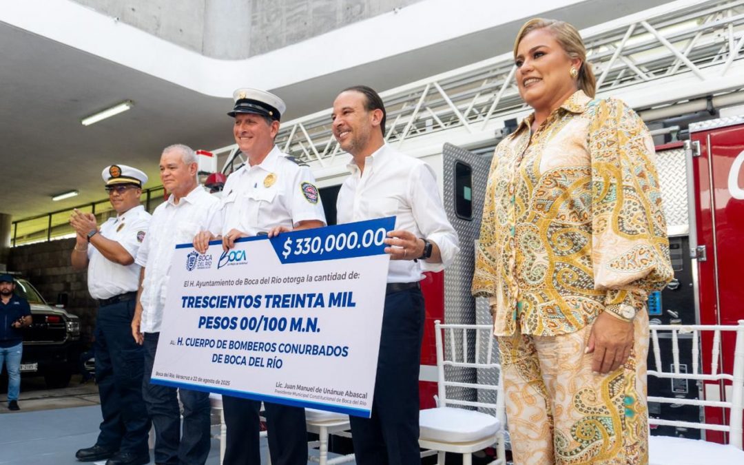 Reconoce Alcalde Juan Manuel Unánue labor de los bomberos en su día