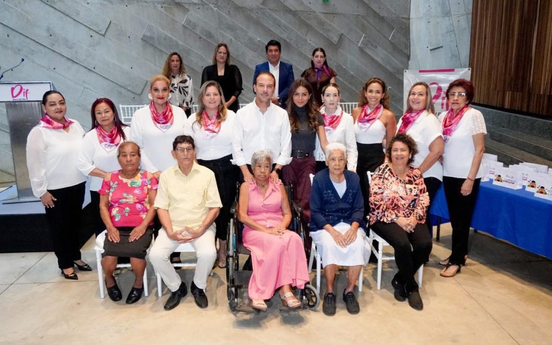 Alcalde JM Unánue entrega aparatos auditivos como parte de la campaña “Volvamos a escuchar”