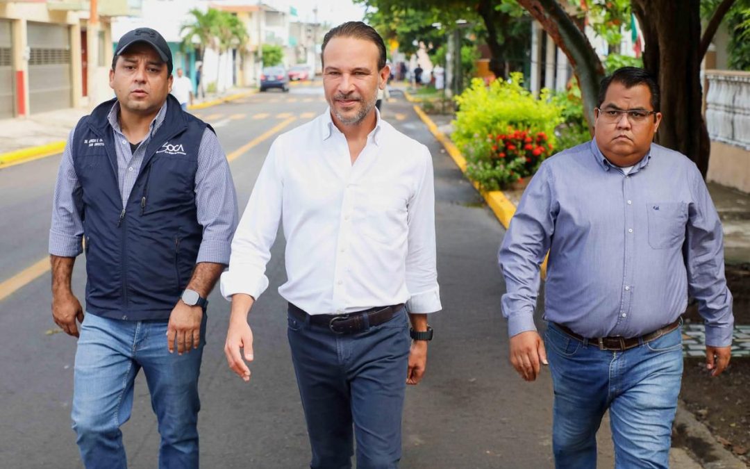 Entrega Alcalde JM Unánue la calle José Vasconcelos totalmente pavimentada