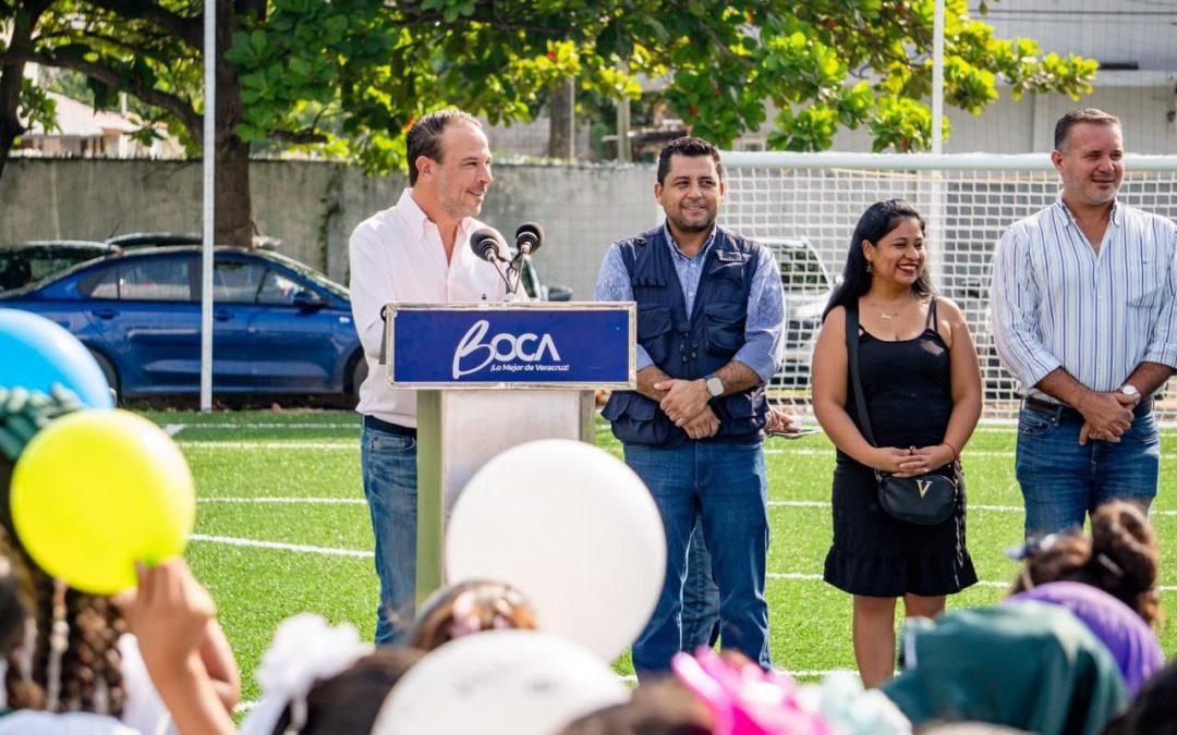 Entrega Alcalde Juan Manuel Unánue cancha nueva de fútbol a la Escuela Primaria “Quetzalcóatl”